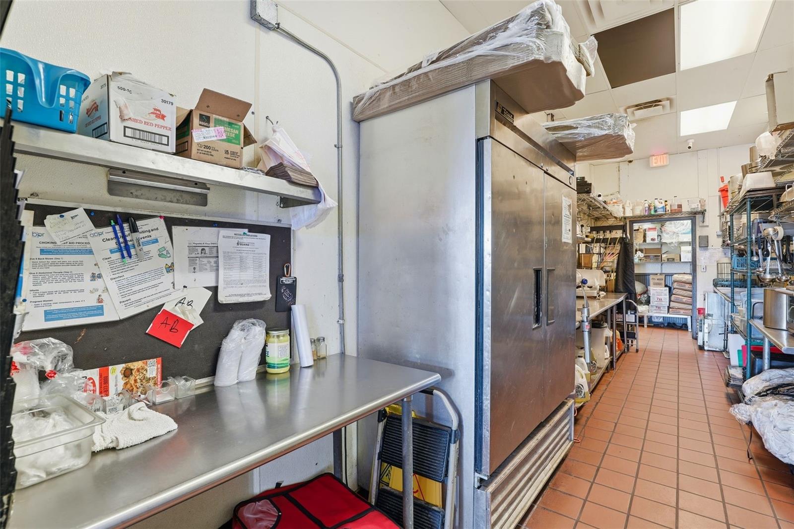 UNIVERSITY CENTER 43/59 - Commercial Lease