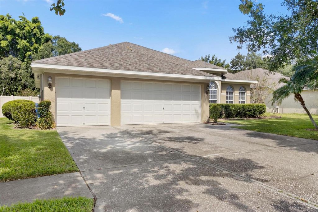 Photo of 3023 Minuteman Lane, Brandon, FL 33511 (MLS # TB8473149)
