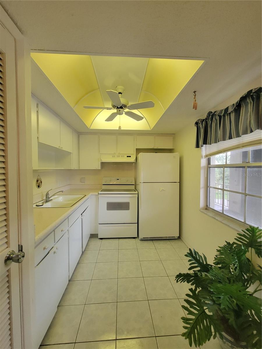 HEATHER LAKE APTS CONDO - Residential