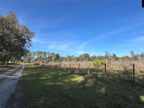 Tiny photo for 18250 Ravenswood Road, Altoona, FL 32702 (MLS # G5105562)