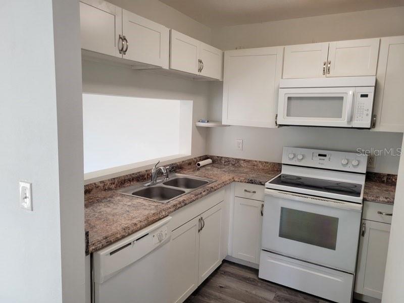 ALHAMBRA COURTS CONDO - Residential