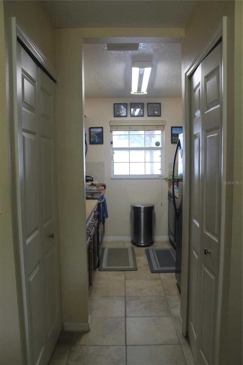 4960 TANGERINE AVE. UNIT #4960 N/A