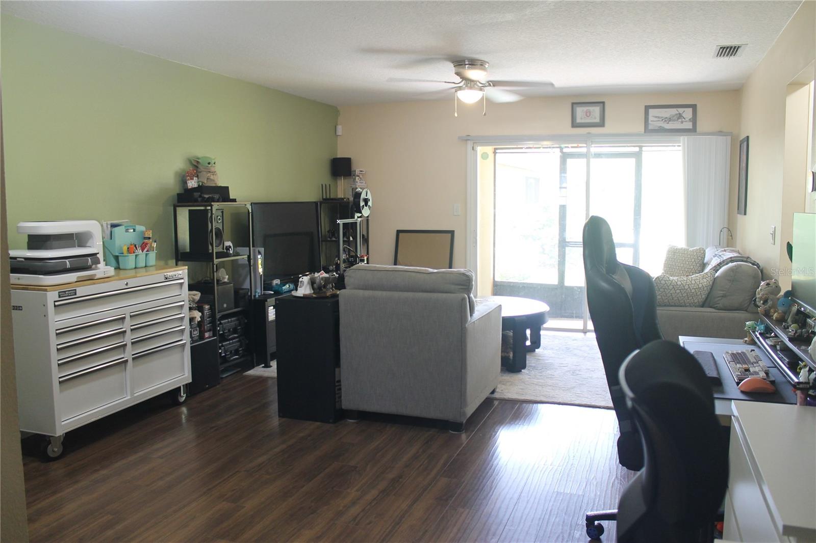 4960 TANGERINE AVE. UNIT #4960 N/A