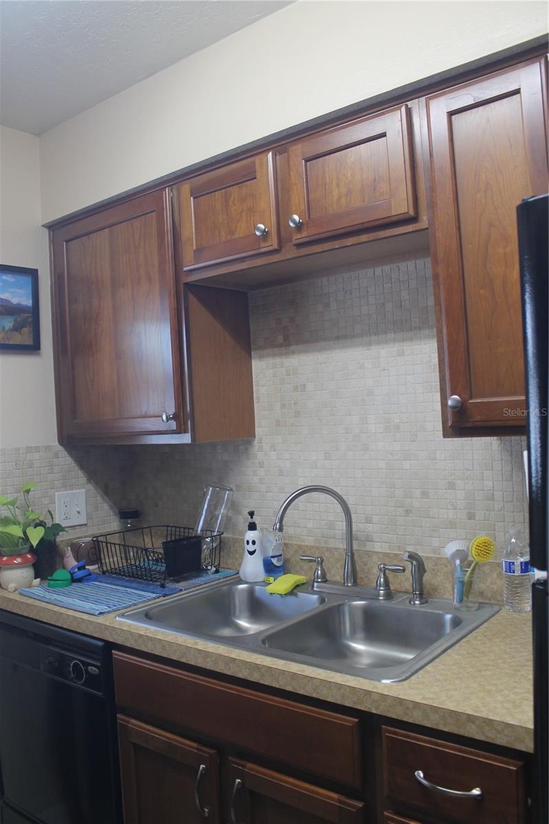 WRENWOOD CONDO - Residential