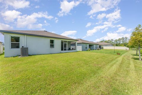 A home in LAKELAND