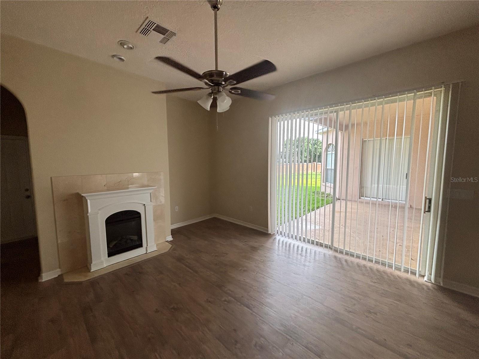 2163 WINTERMERE POINTE DRIVE