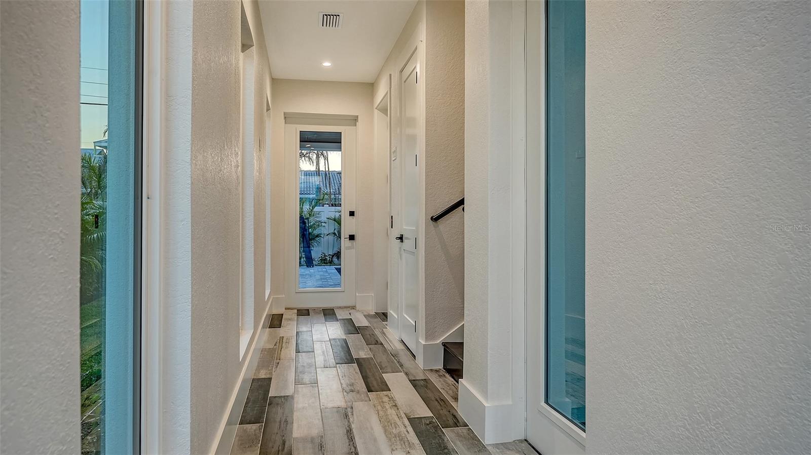 ENGLEWOOD SHORES SUB - Residential