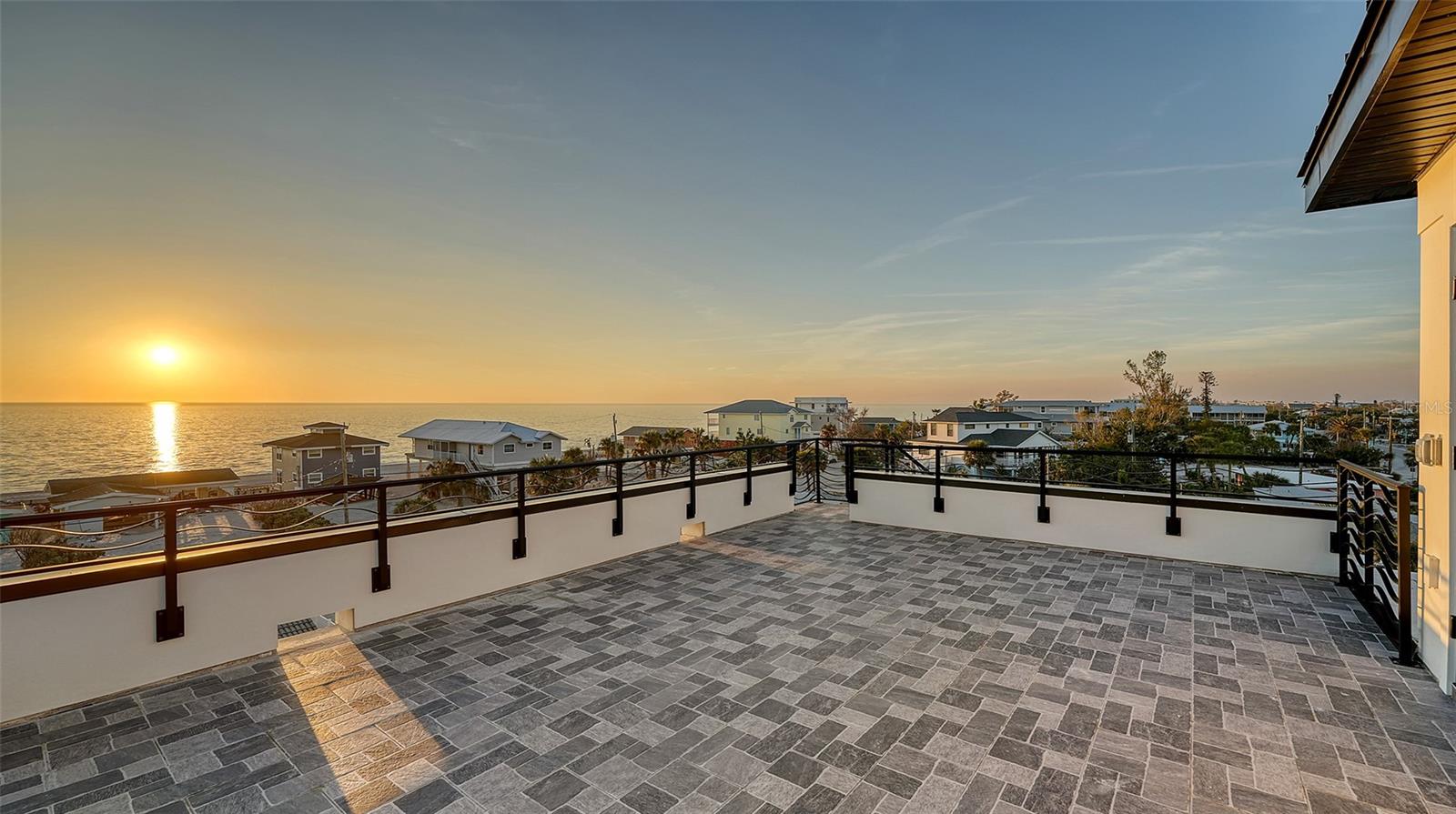 ENGLEWOOD SHORES SUB - Residential