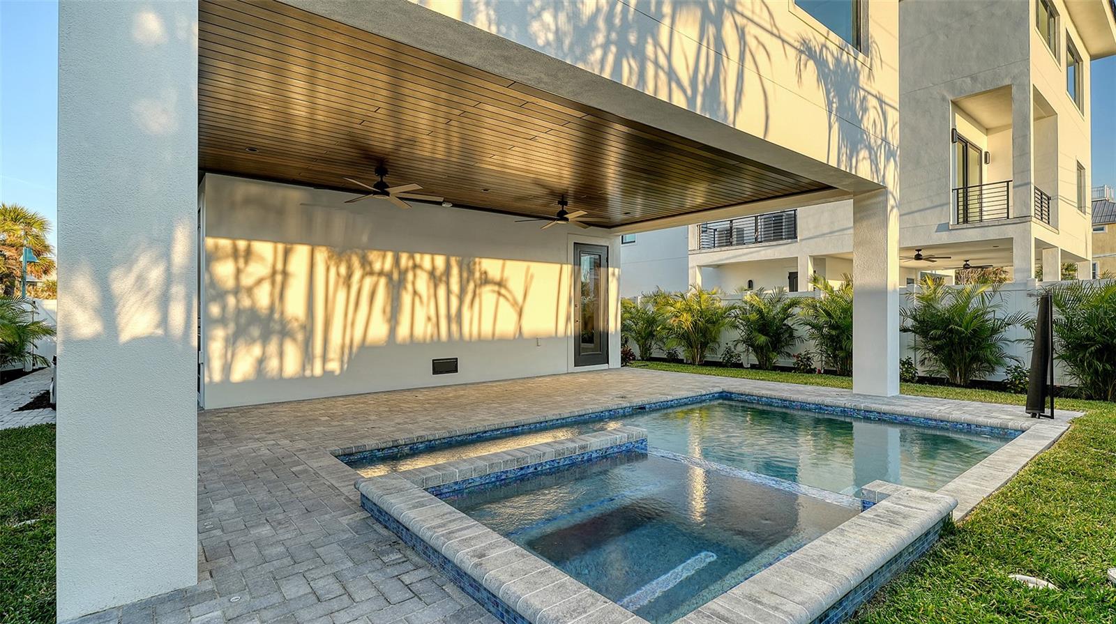 ENGLEWOOD SHORES SUB - Residential