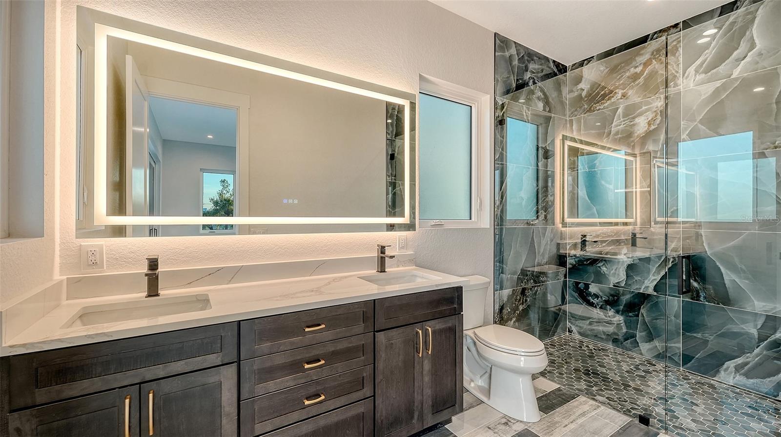 ENGLEWOOD SHORES SUB - Residential