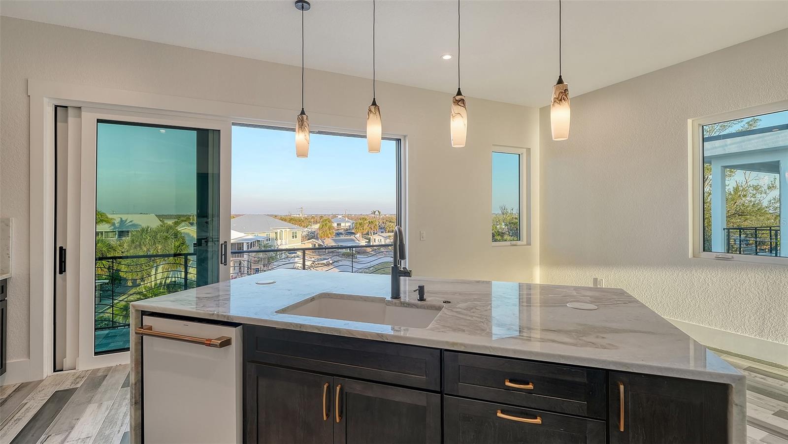 ENGLEWOOD SHORES SUB - Residential
