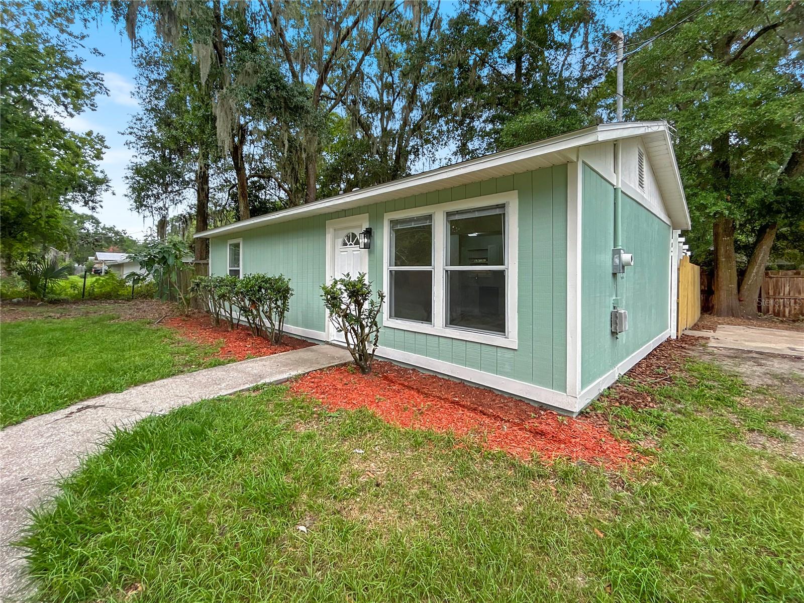 1960 NW 34TH AVENUE