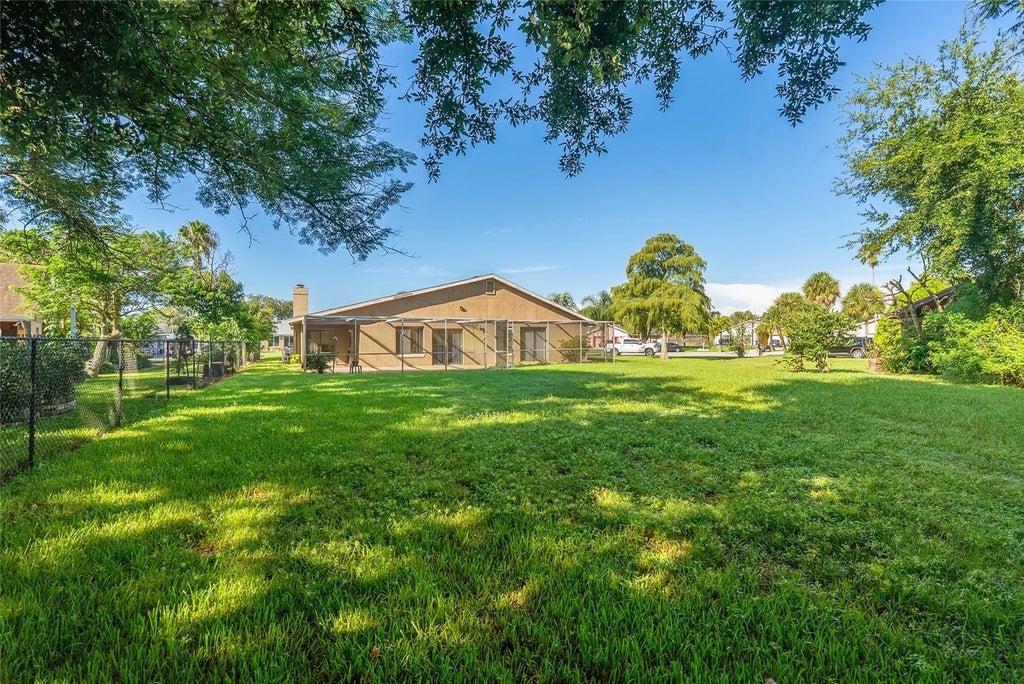 Photo of 712 E Flag Way, Kissimmee, FL 34759 (MLS # S5156438)