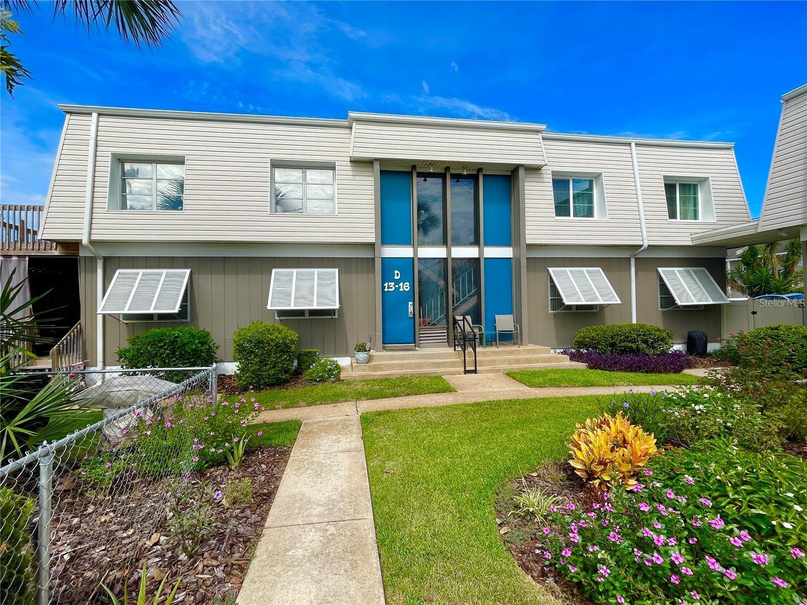 SHADOW LAKE CONDO - Residential