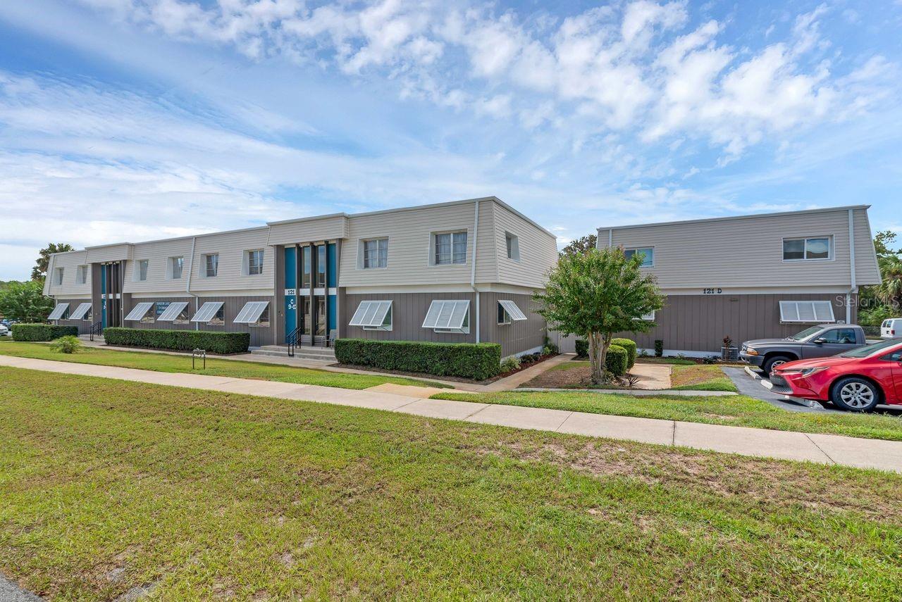 SHADOW LAKE CONDO - Residential