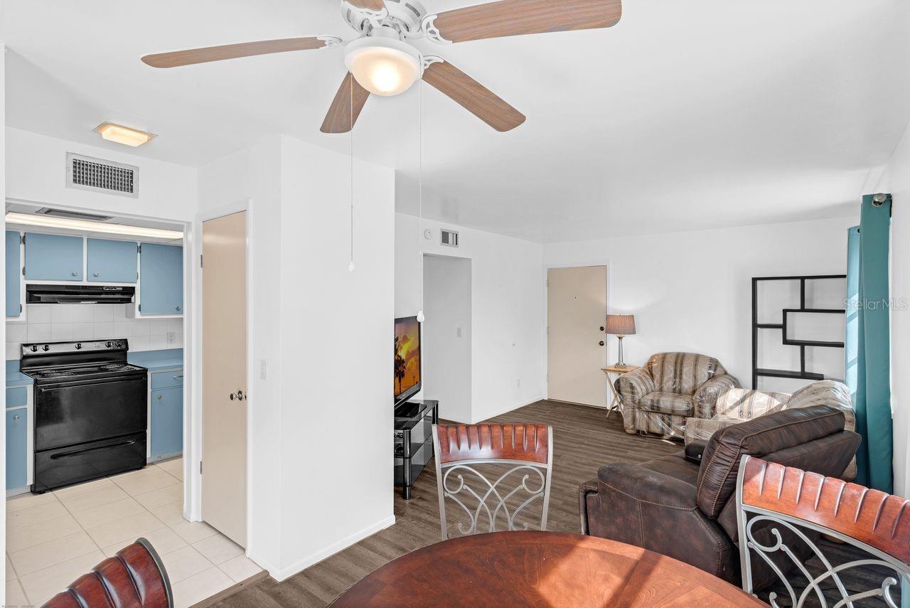 SHADOW LAKE CONDO - Residential