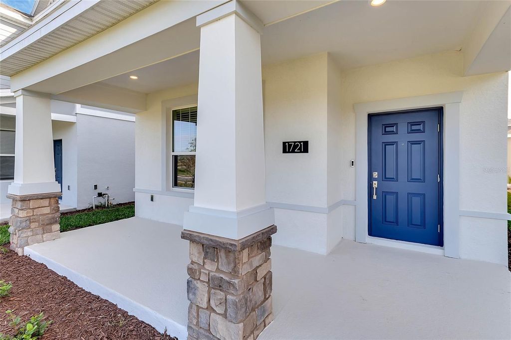 Photo of 1721 Good Neighbor Loop, Kissimmee, FL 34744 (MLS # O6371011)