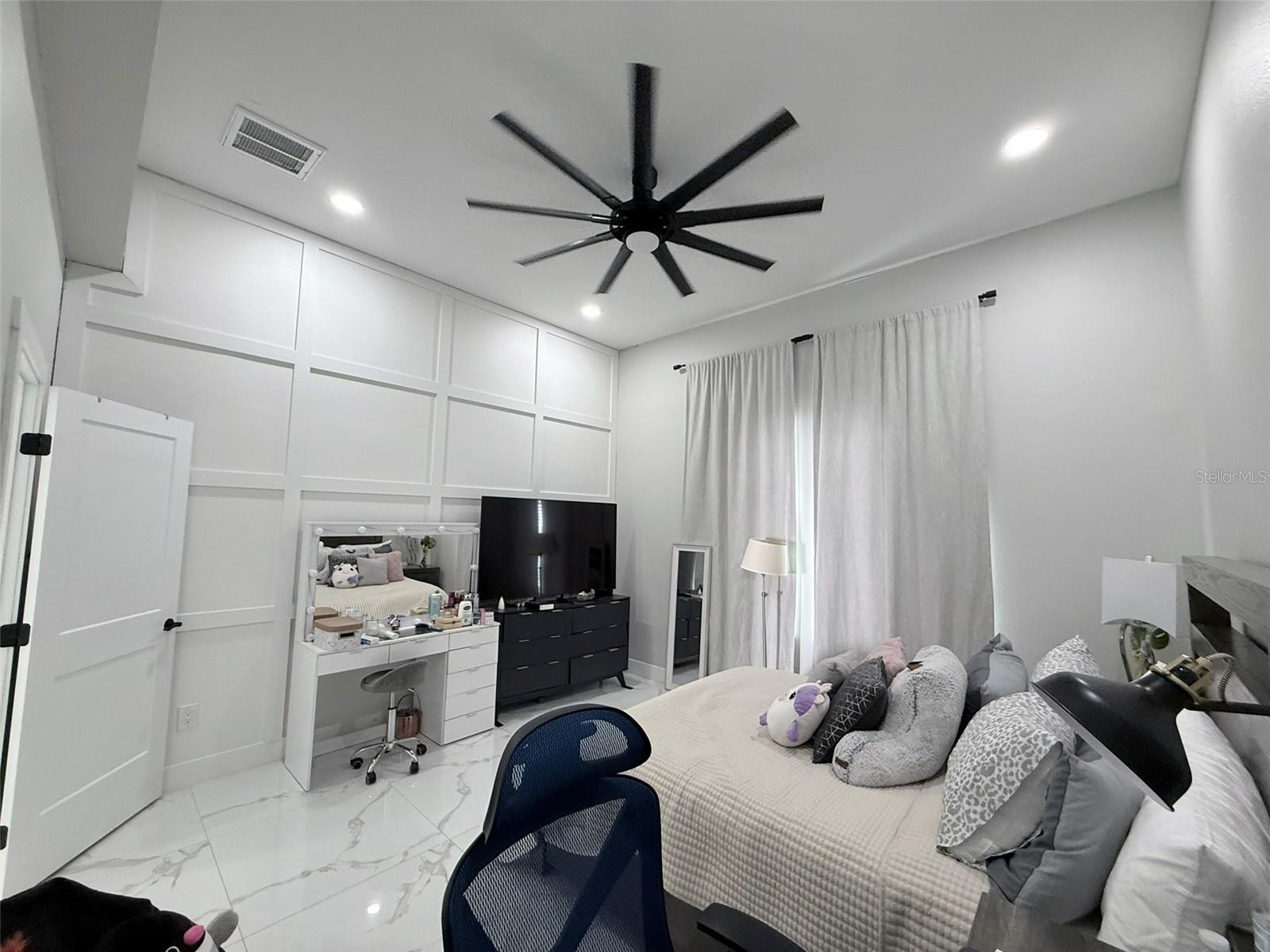 MANHATTAN PARK - Residential