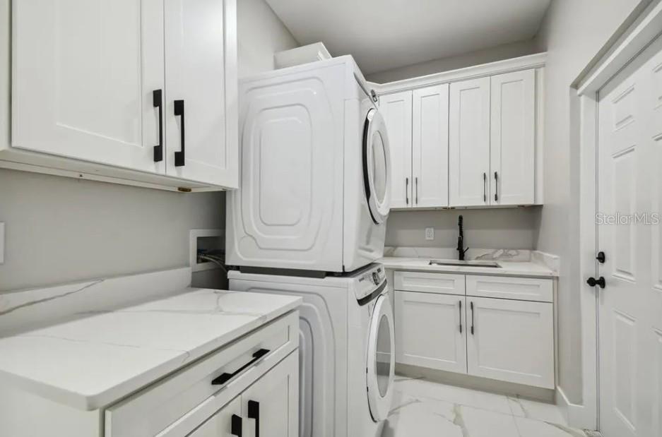 MANHATTAN PARK - Residential