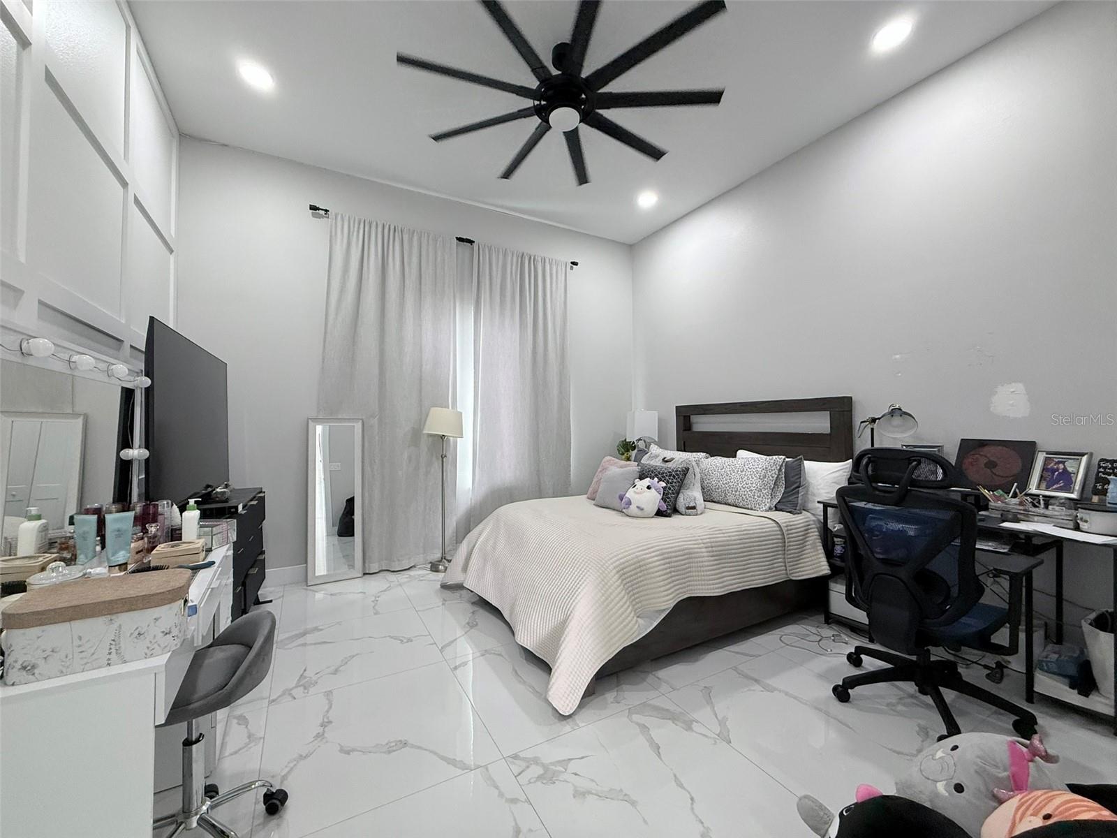 MANHATTAN PARK - Residential