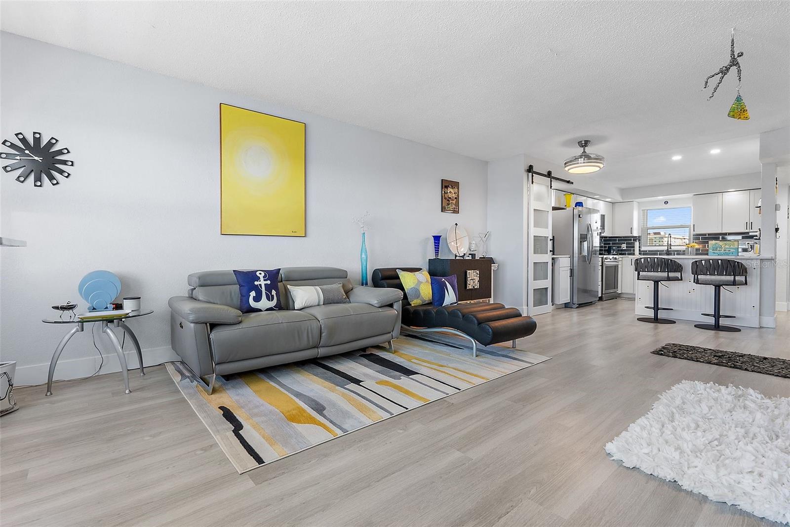 COLUMBIA TOWERS CONDO - Residential