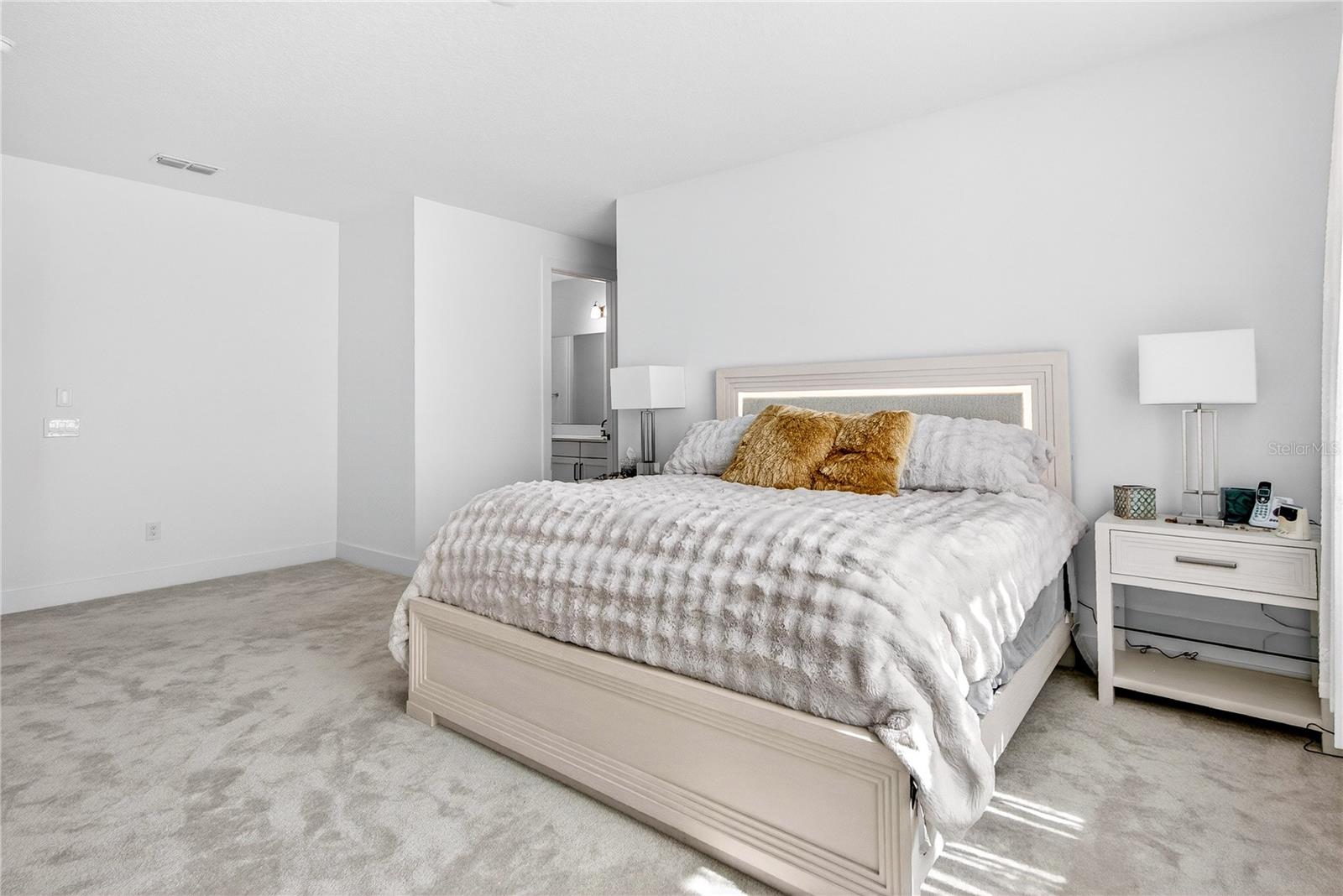 RIVERSIDE OAKS PH 4 - Residential