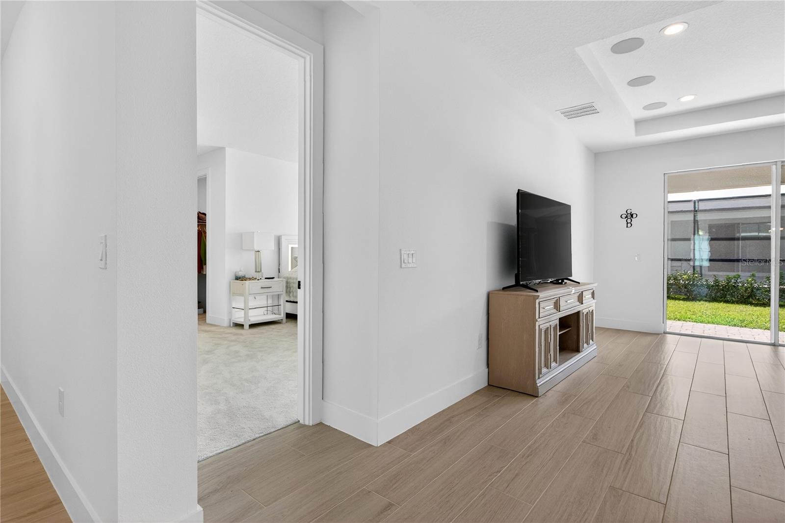 RIVERSIDE OAKS PH 4 - Residential