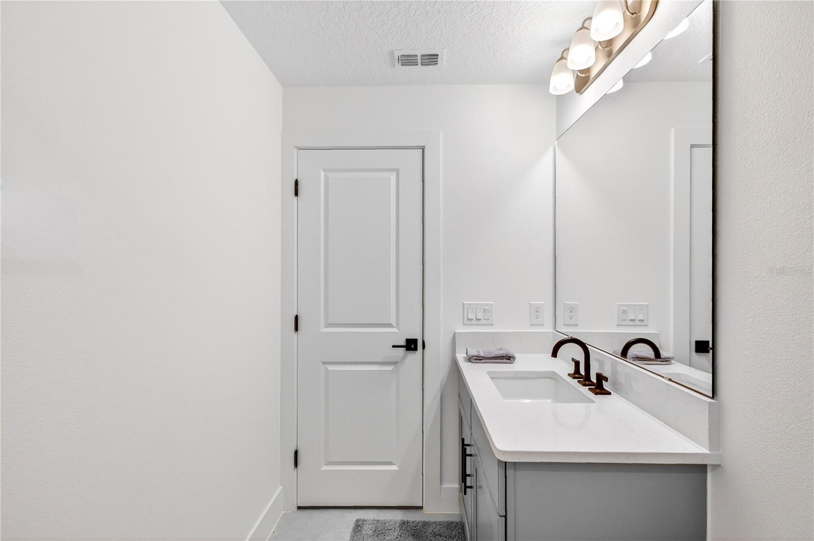 RIVERSIDE OAKS PH 4 - Residential