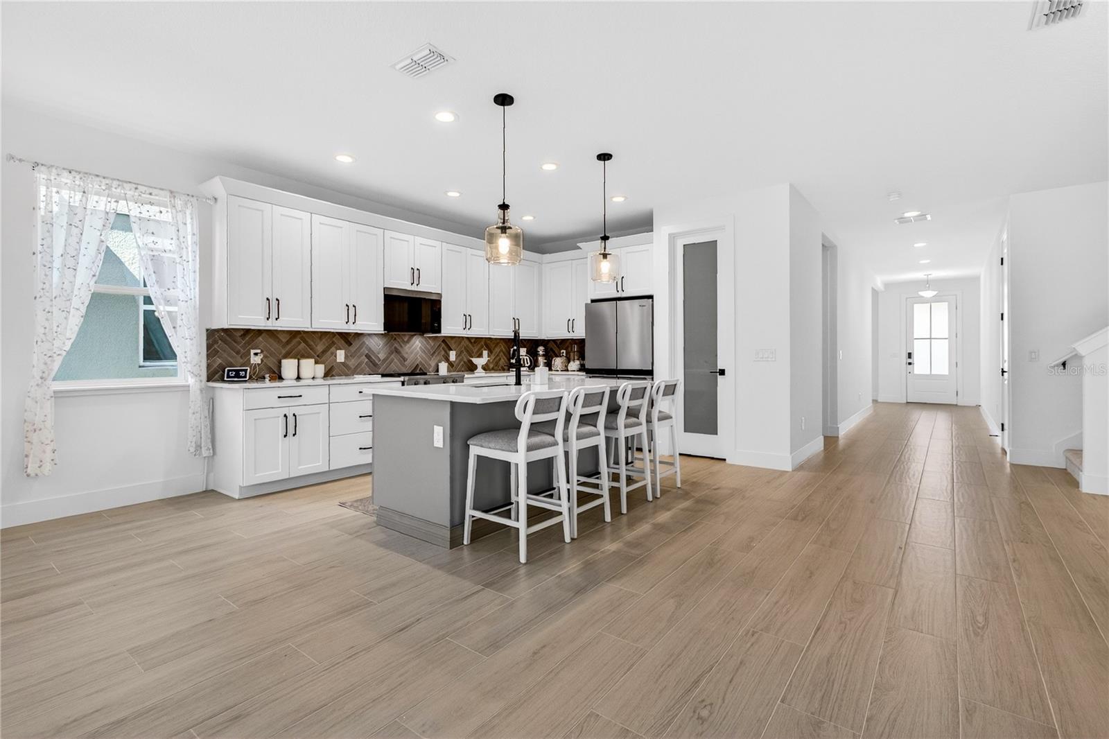 RIVERSIDE OAKS PH 4 - Residential