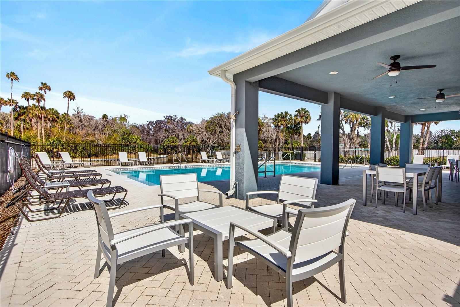 RIVERSIDE OAKS PH 4 - Residential