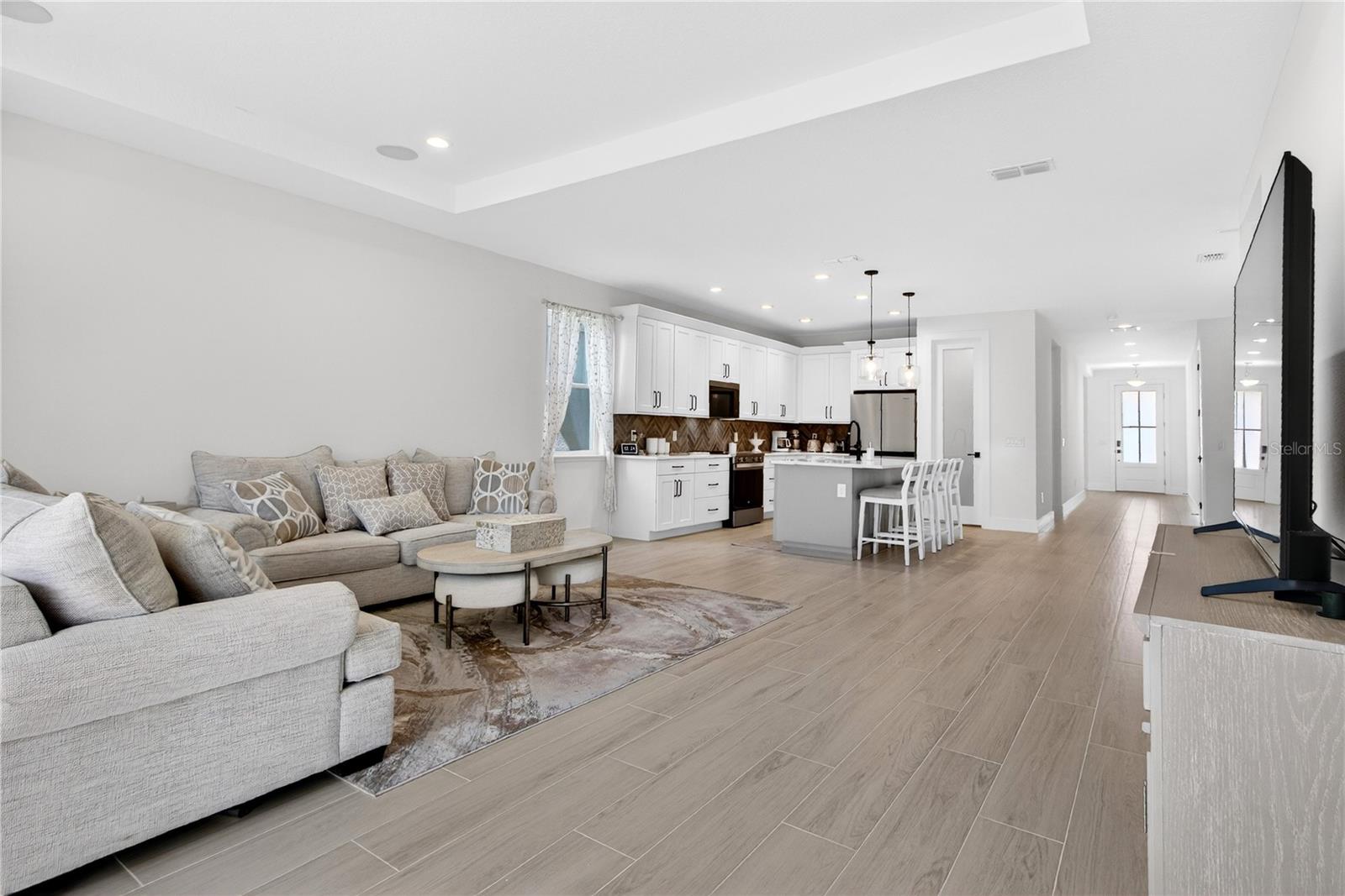 RIVERSIDE OAKS PH 4 - Residential