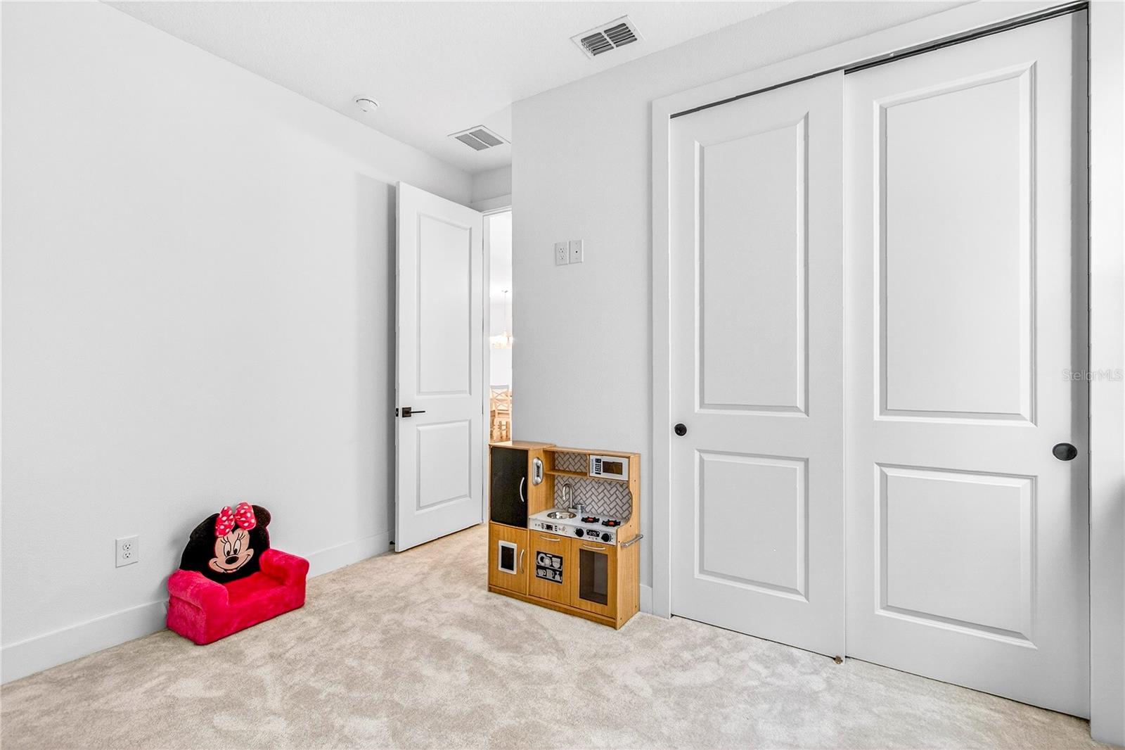 RIVERSIDE OAKS PH 4 - Residential