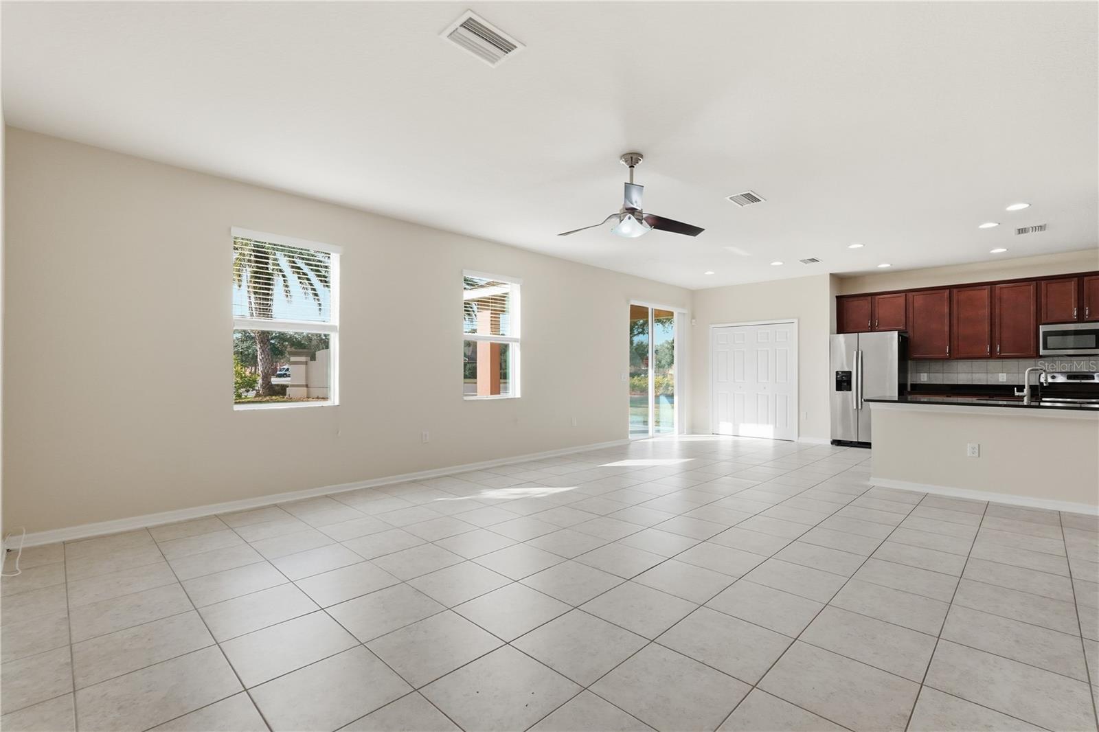 LIVE OAK PRESERVE PH 2B-VIL - Residential