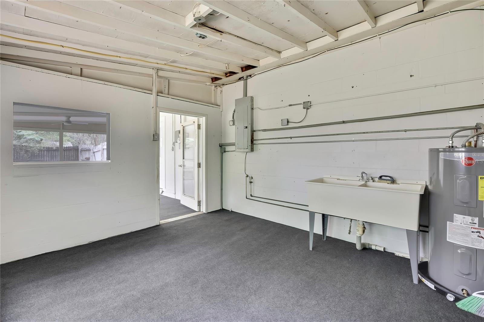SPORTSMENS PARK - Residential