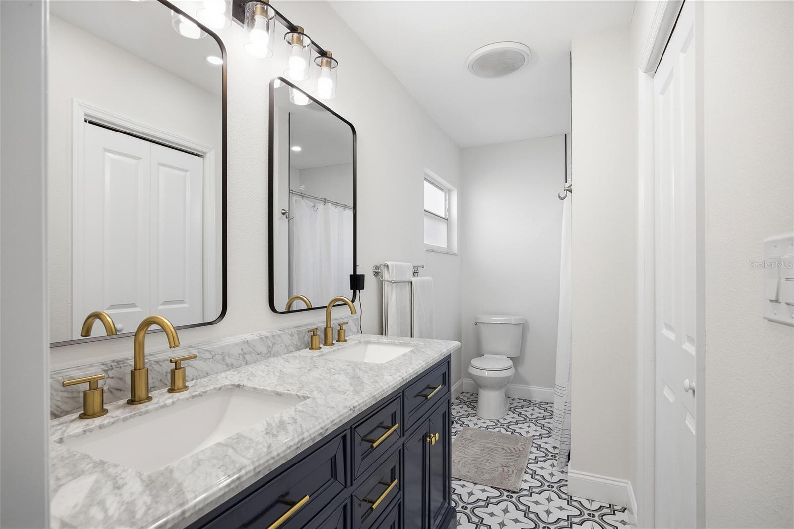 OAKLAN SUB - Residential