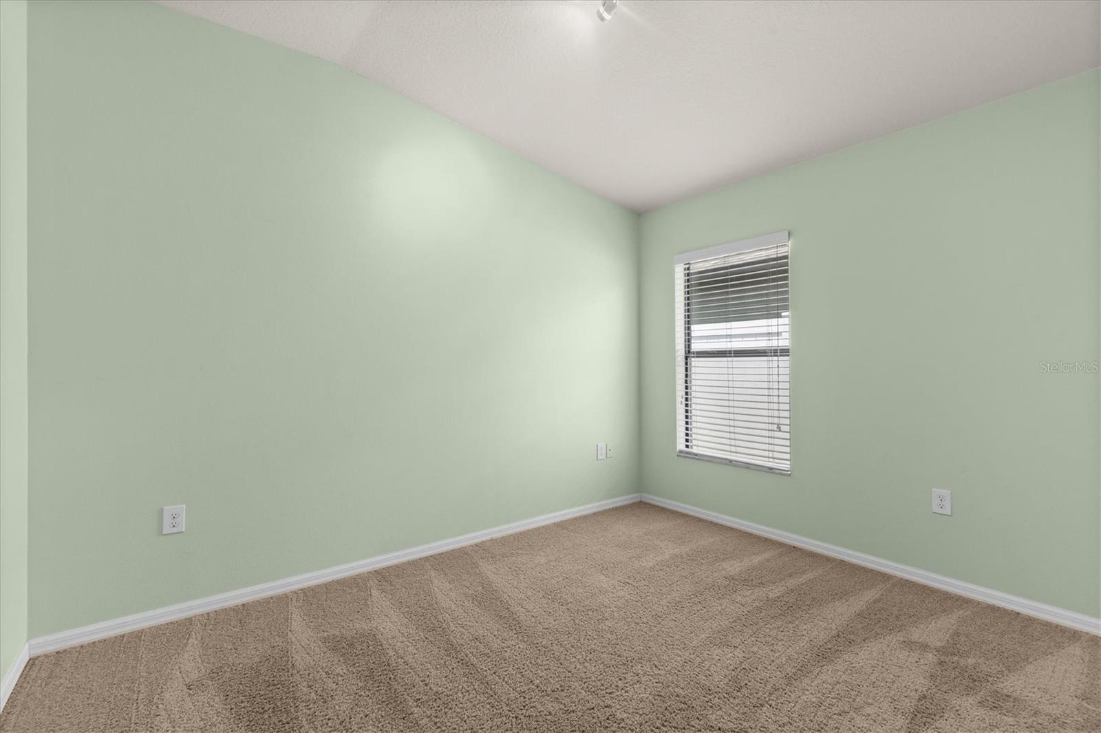 OAK CREEK PH 02 - Residential