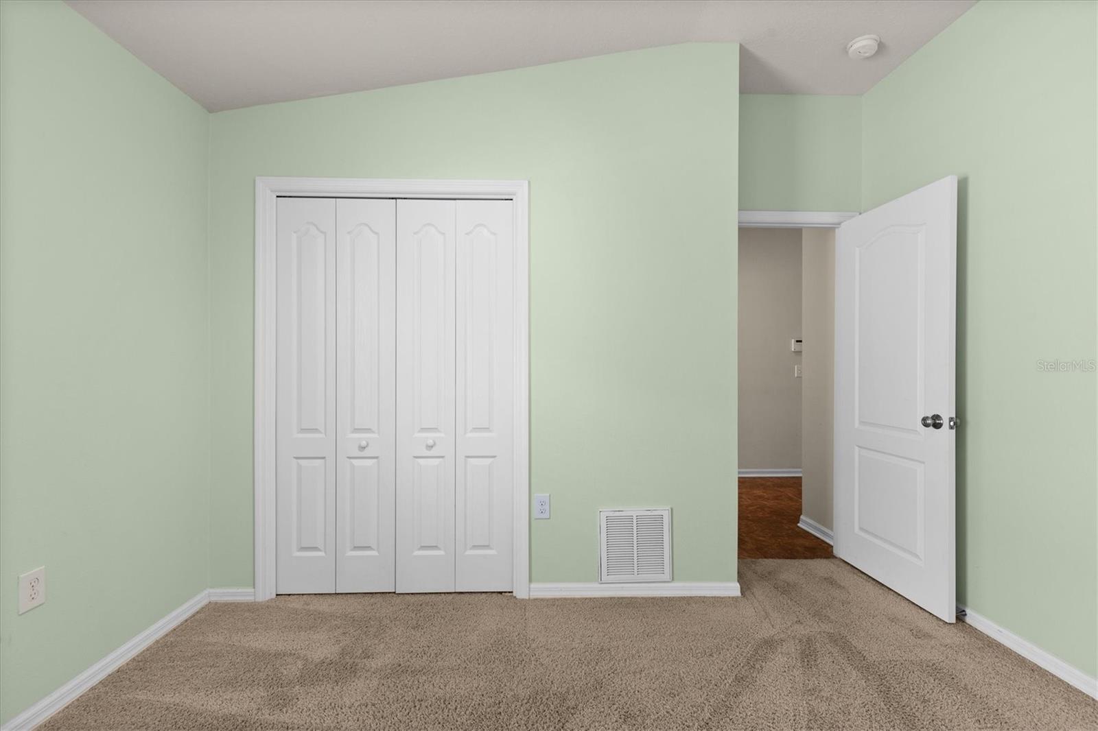 OAK CREEK PH 02 - Residential