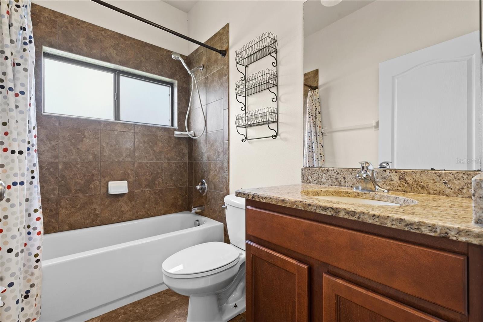 OAK CREEK PH 02 - Residential