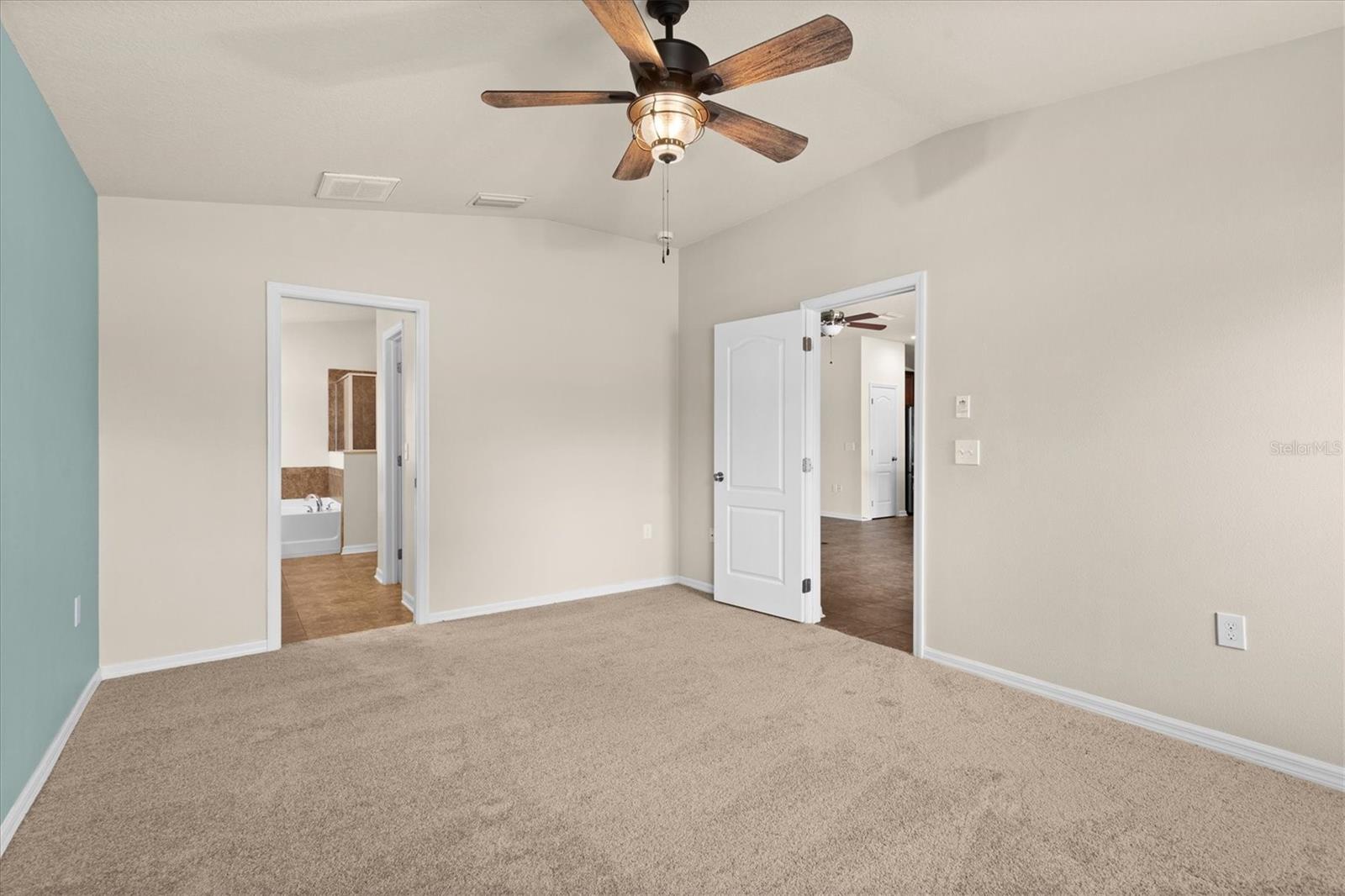 OAK CREEK PH 02 - Residential