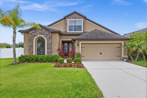 Photo of 6539 Boulder Run Loop, Wesley Chapel, FL 33545 (MLS # TB8488129)