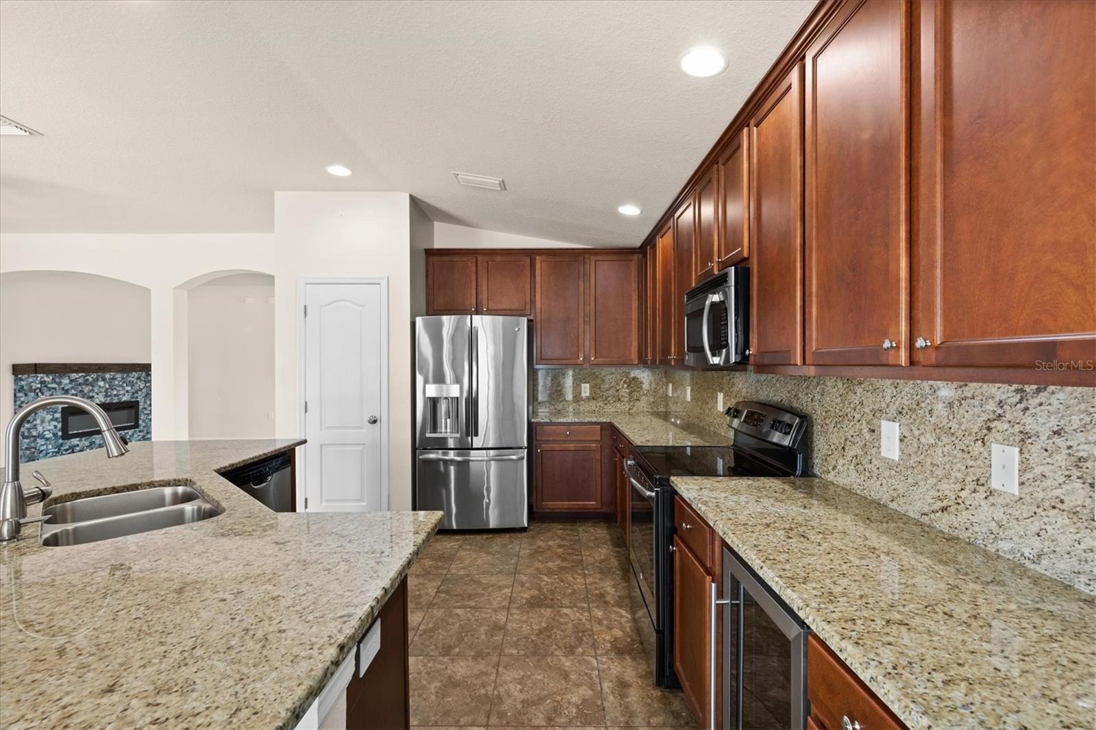 OAK CREEK PH 02 - Residential