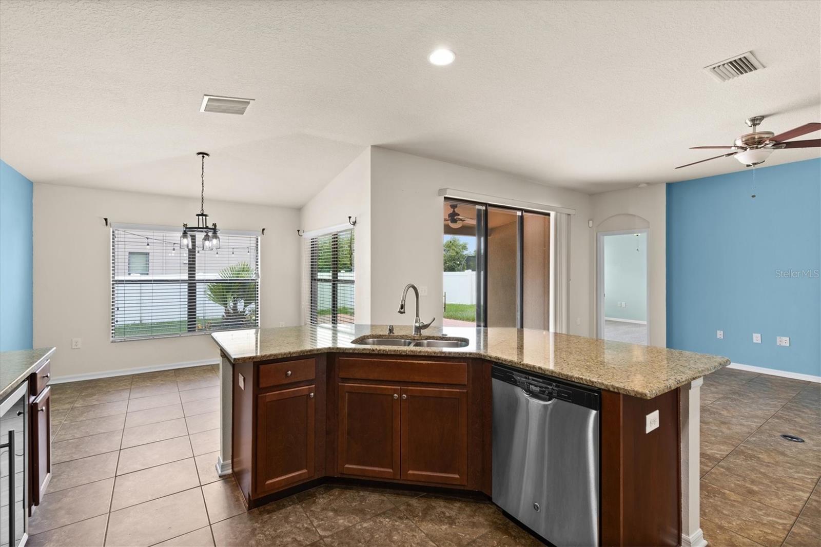 OAK CREEK PH 02 - Residential