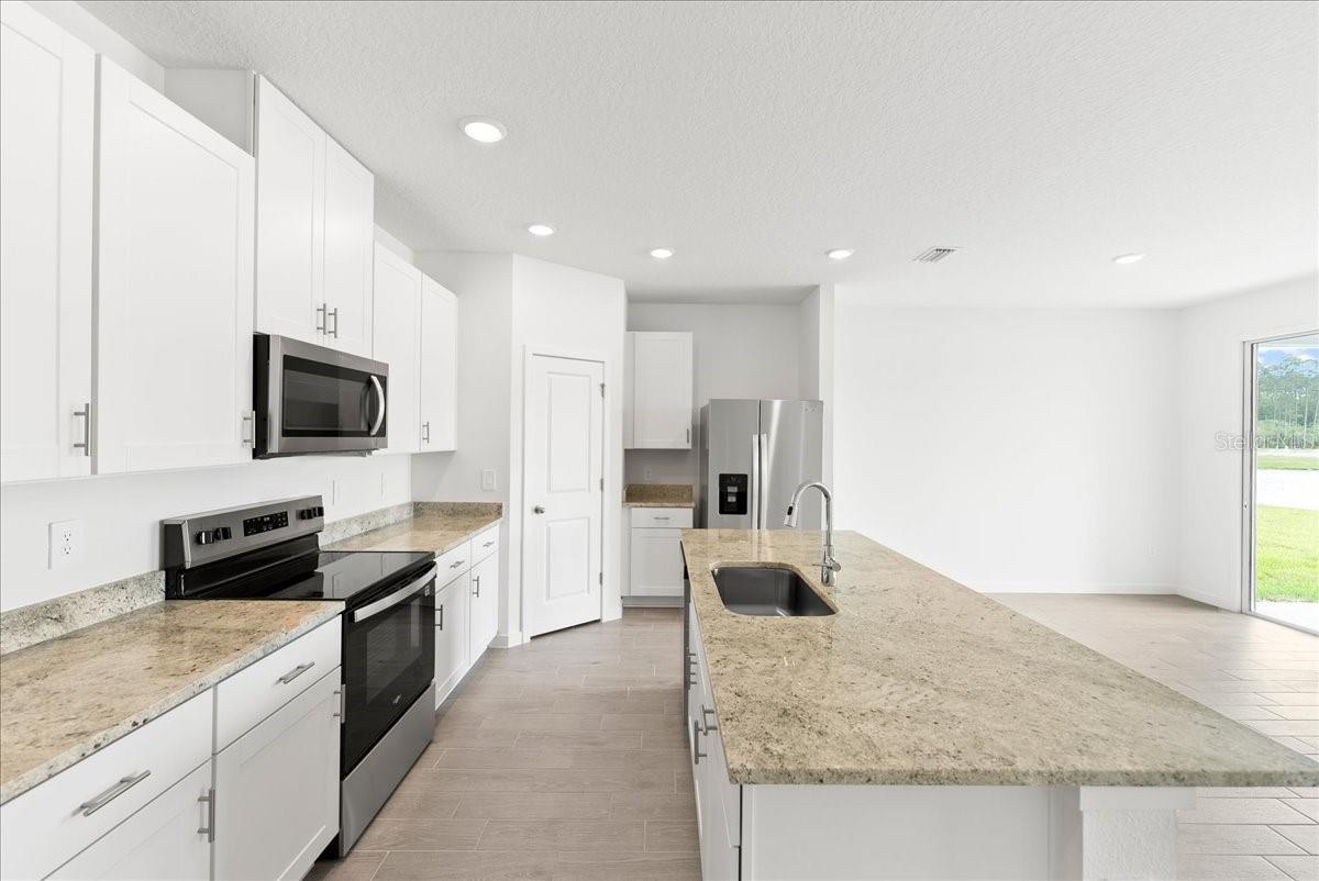 18 WANDERING CREEK WAY