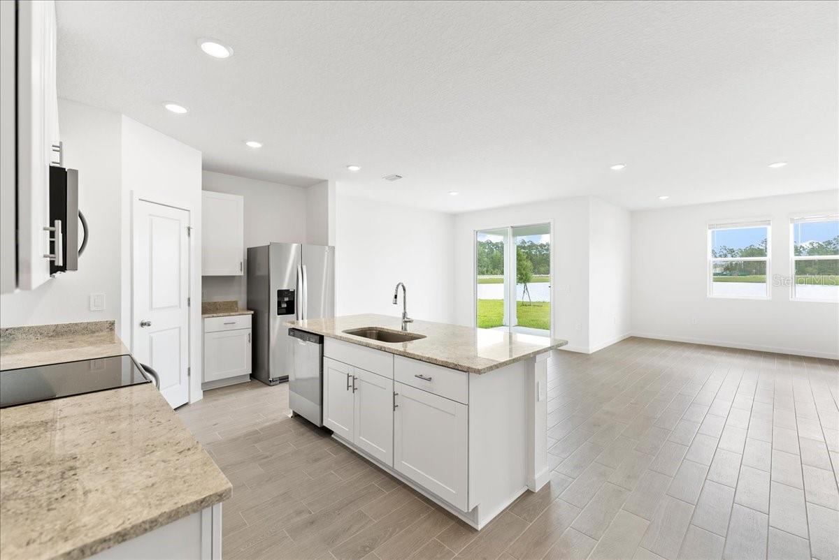 18 WANDERING CREEK WAY