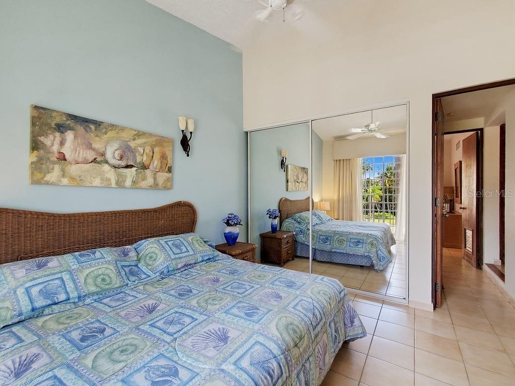 150 CANDELERO DRIVE 798