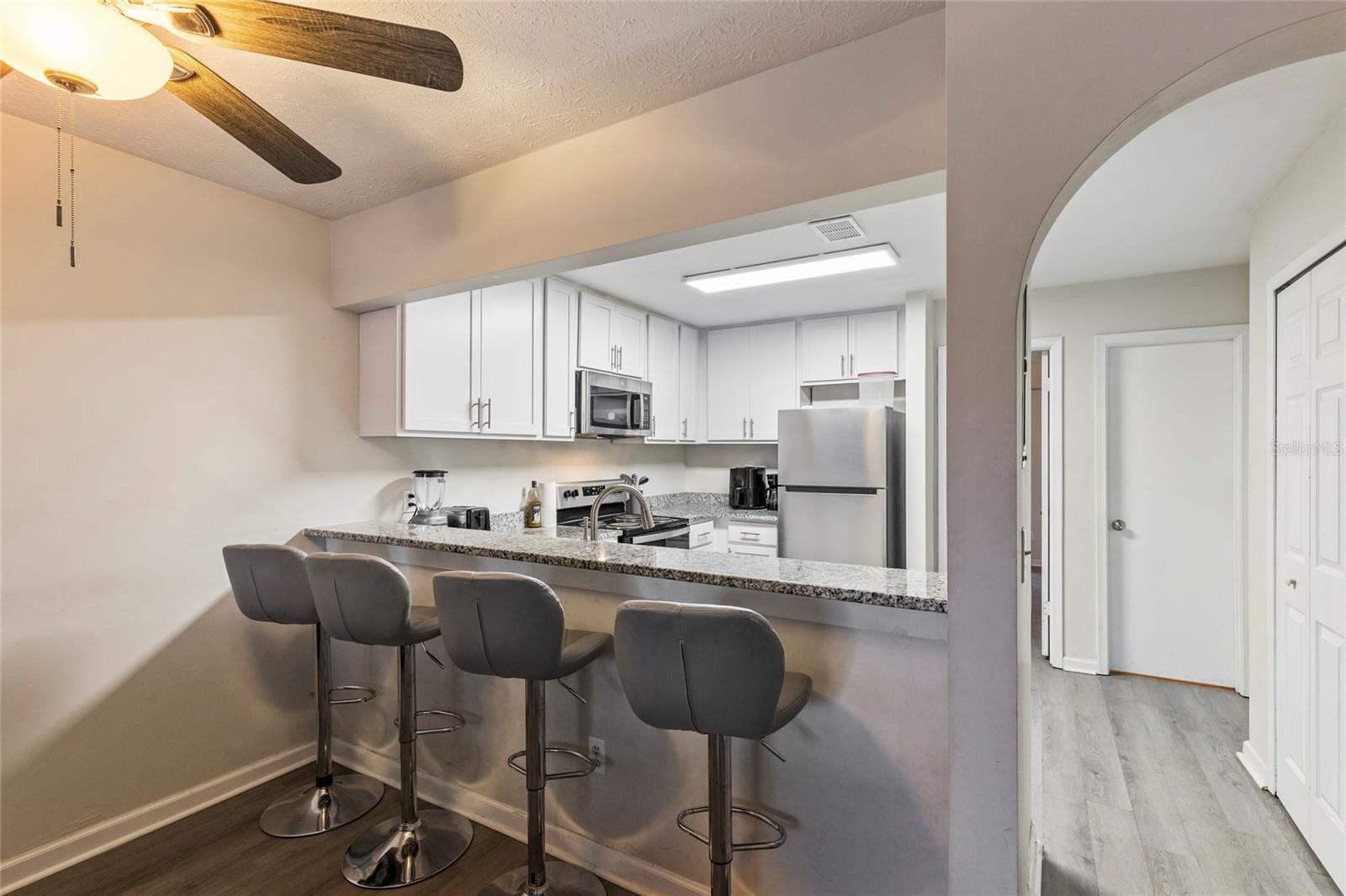 04230 KENSINGTON PARK UNIT 01 - Residential