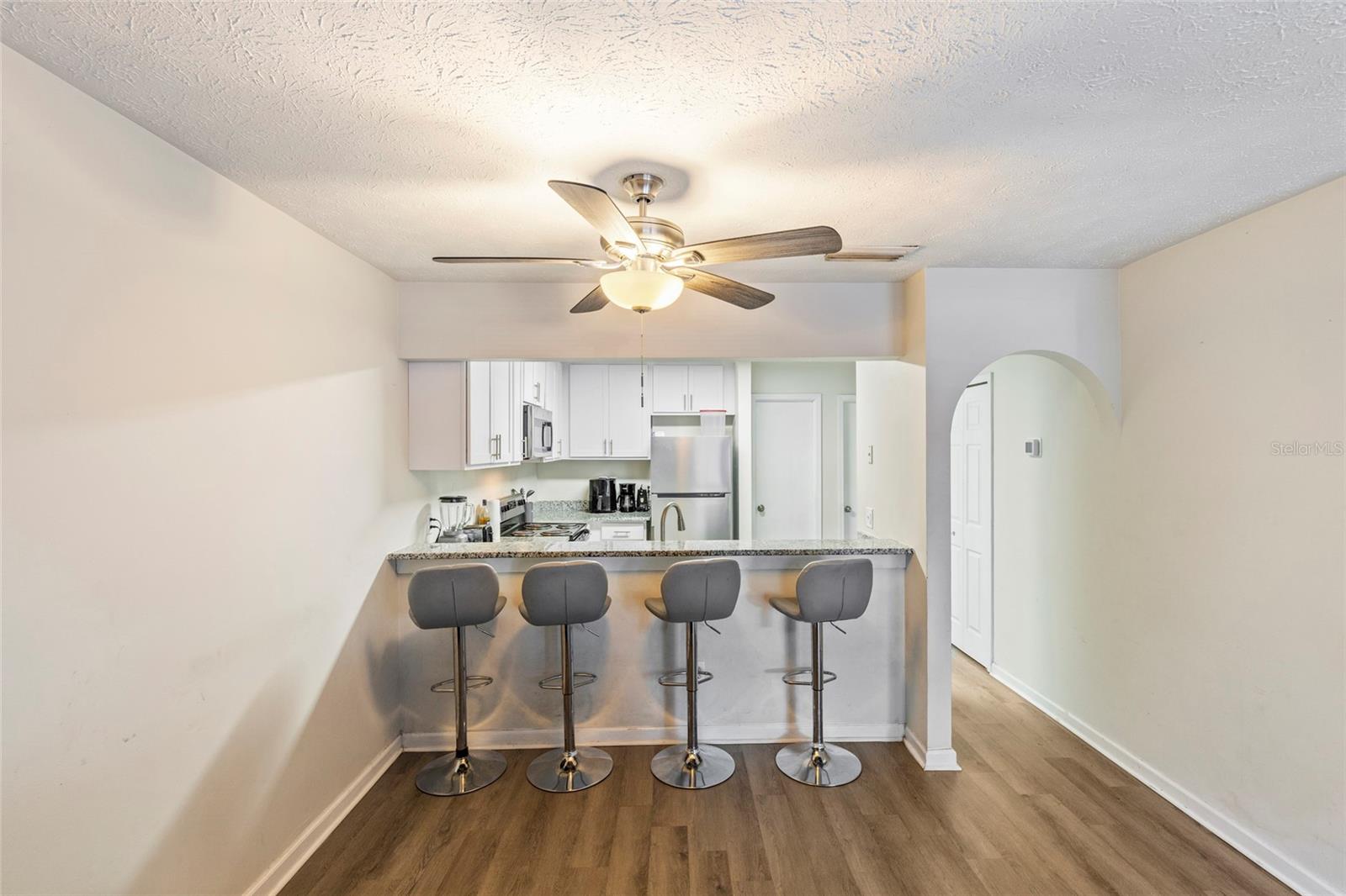 04230 KENSINGTON PARK UNIT 01 - Residential