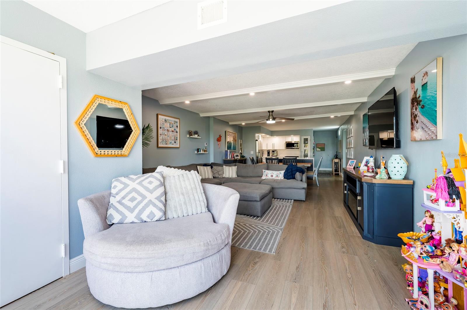 CLEARWATER POINT 7 TENNIS - Residential