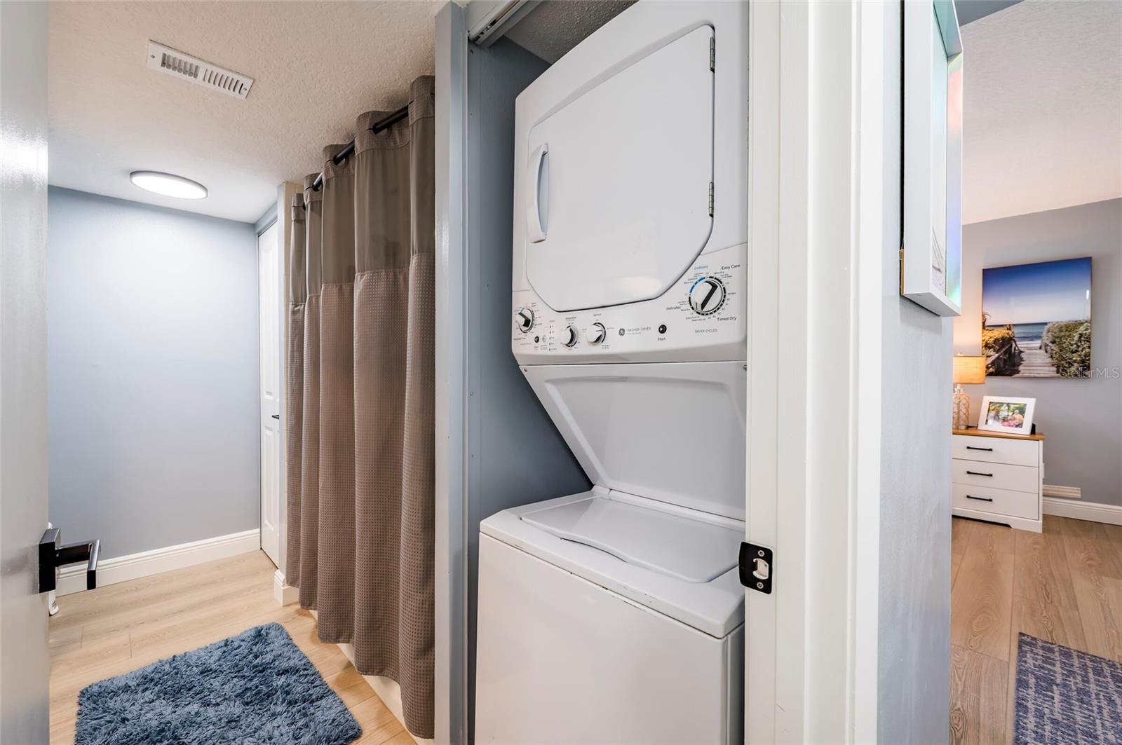 CLEARWATER POINT 7 TENNIS - Residential