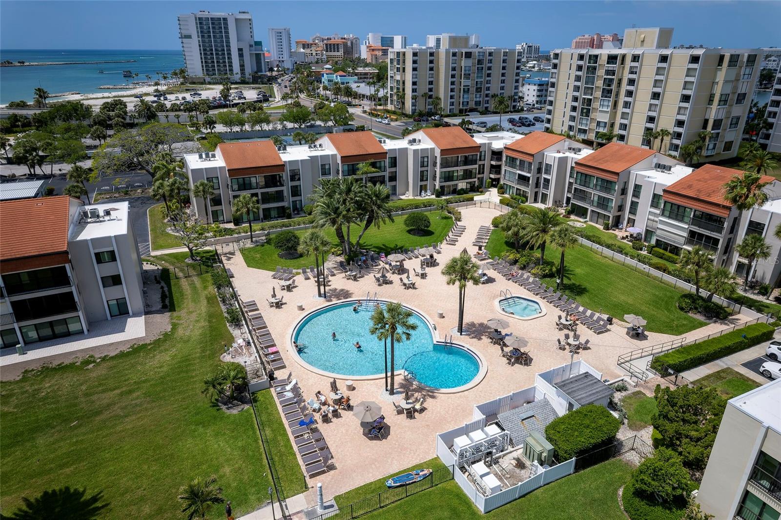 CLEARWATER POINT 7 TENNIS - Residential